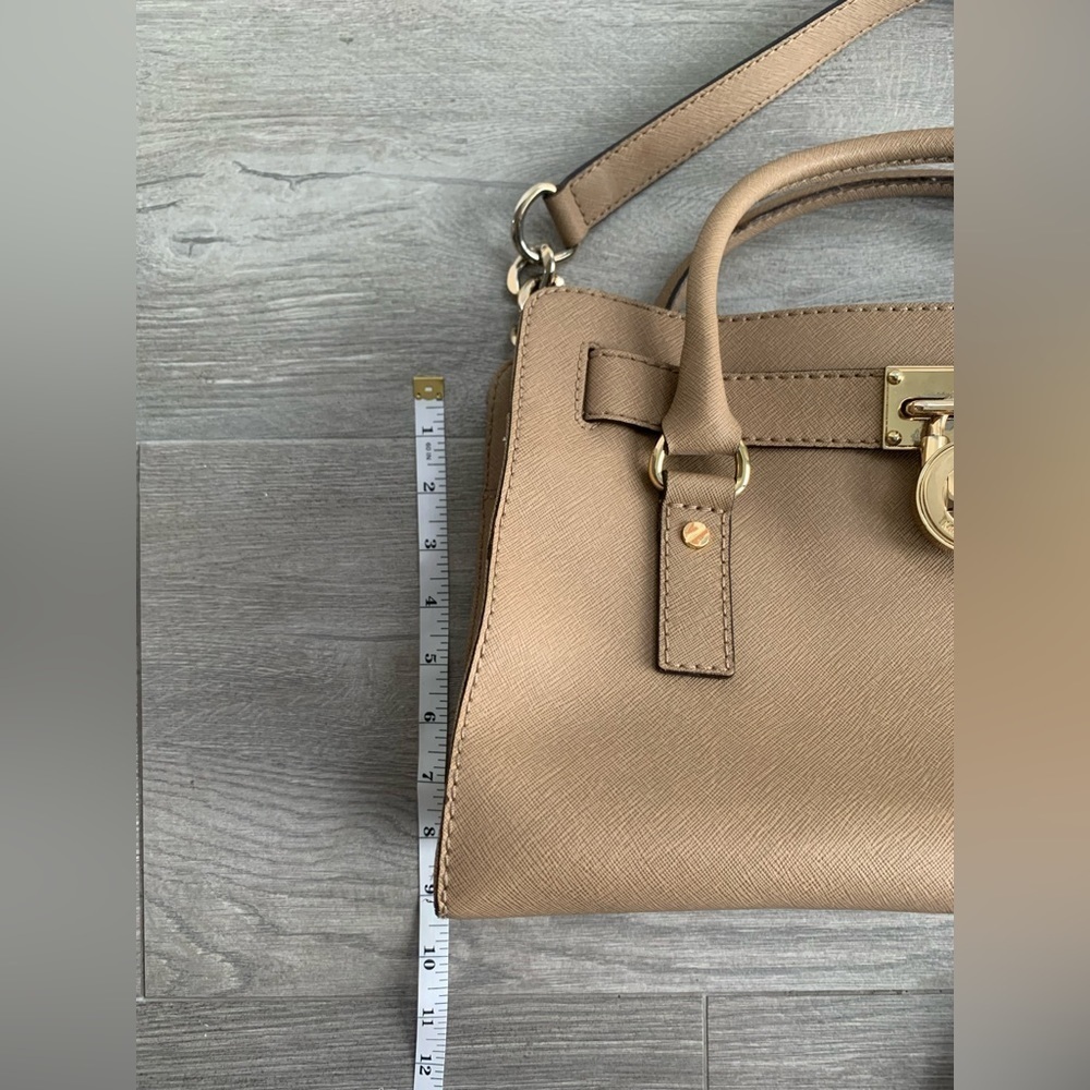Michael Kors Hamilton Beige Saffiano Leather Satchel, Gold Chain Accent and Lock - Picture 8 of 15